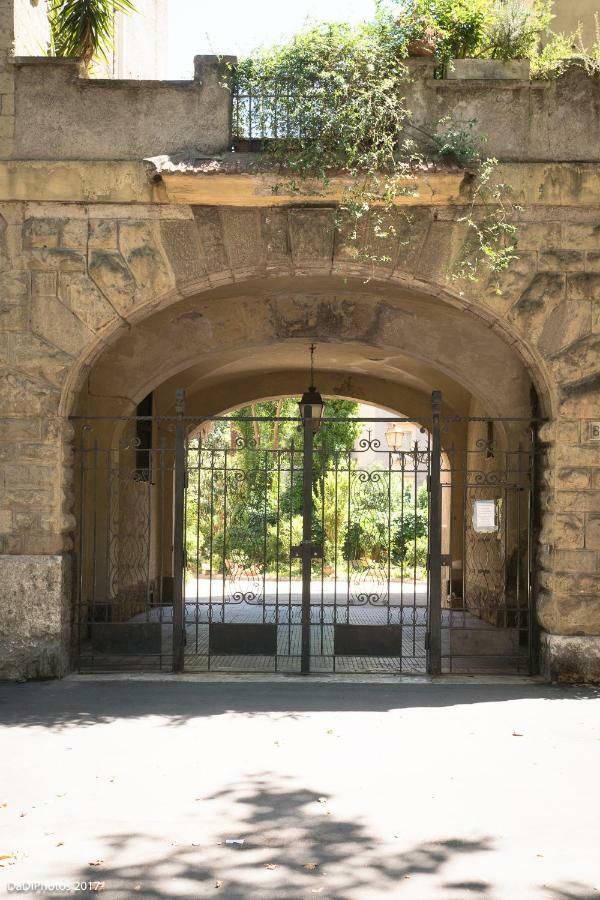 רומא Casa Vacanze "Il Vaticano A 2 Passi" מראה חיצוני תמונה